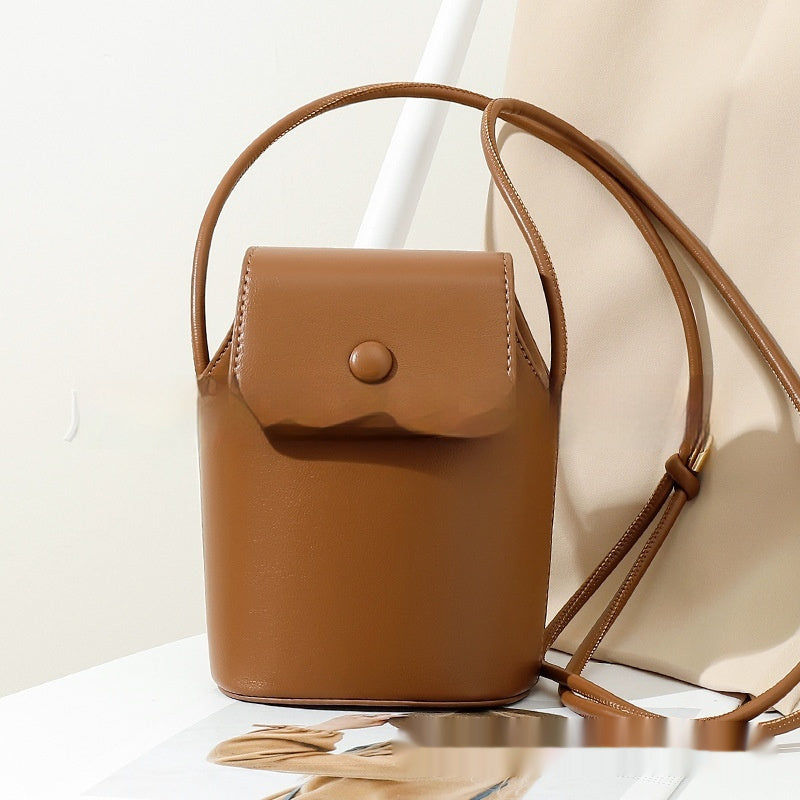 Minimalist-Bucket-Shoulder Bag