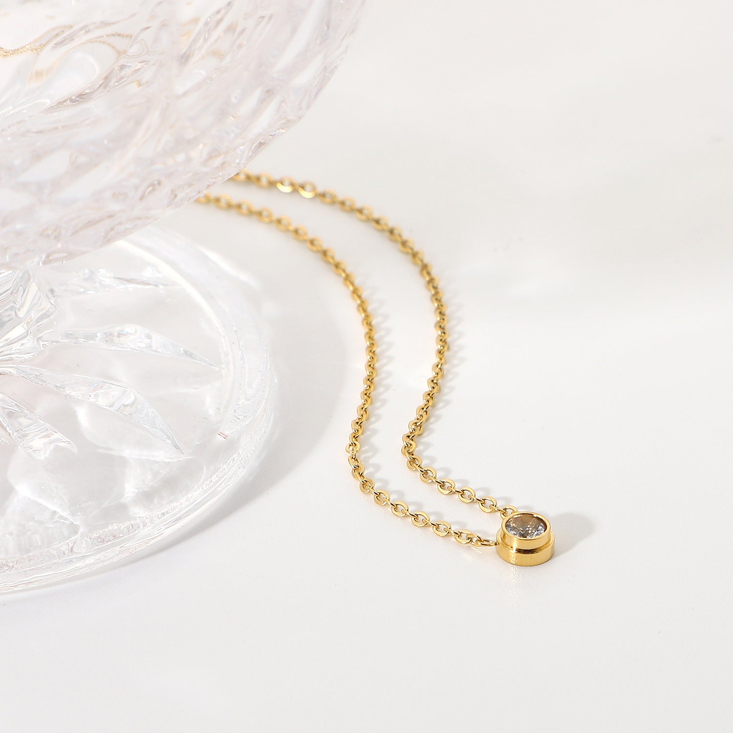 Aurora Solitaire Gold Necklace