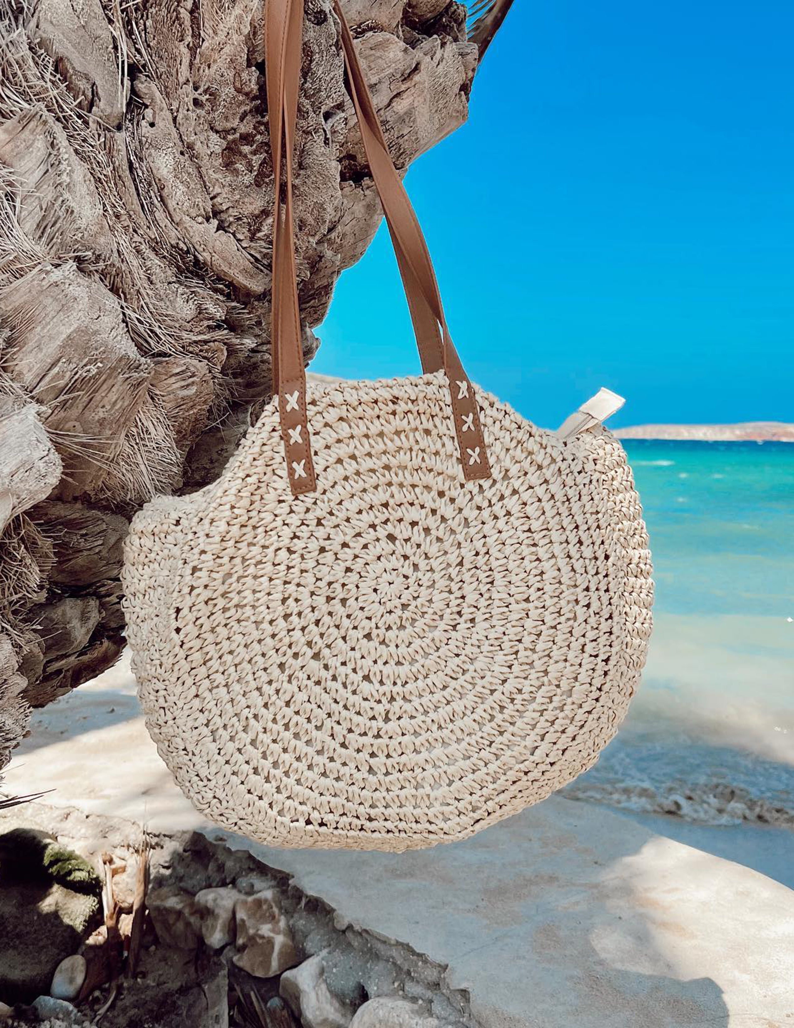 Round-Straw Tote Bag