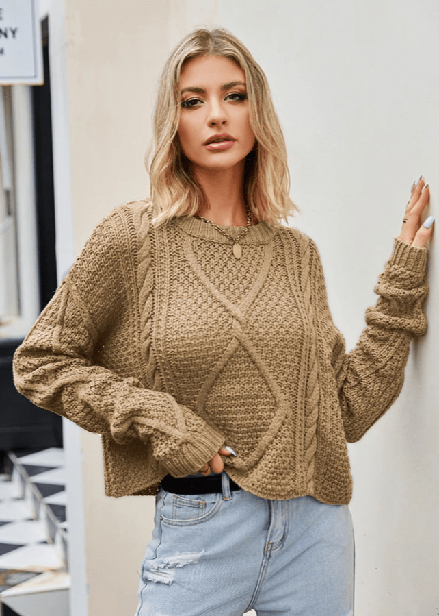 Chic Cropped Cable Knit Sweater