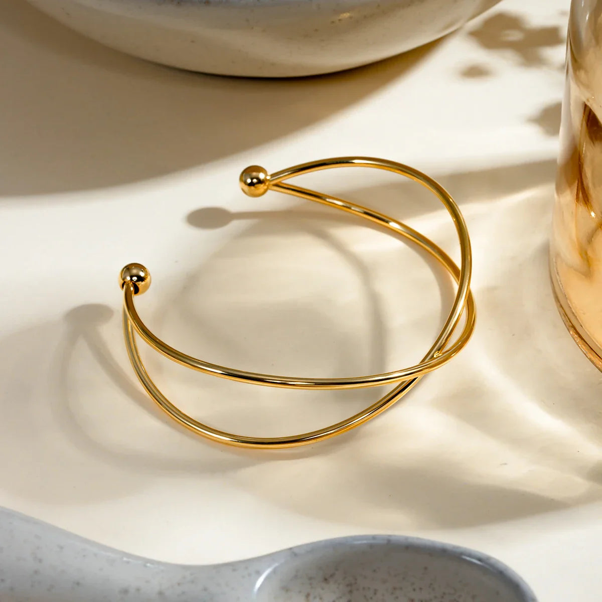 Cora Crossover Gold Cuff