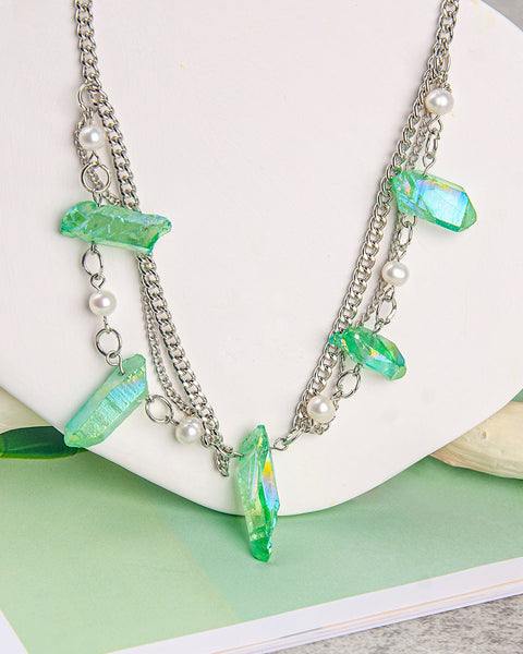 Green Quartz Crystal Boho Necklace - VibeSoothe