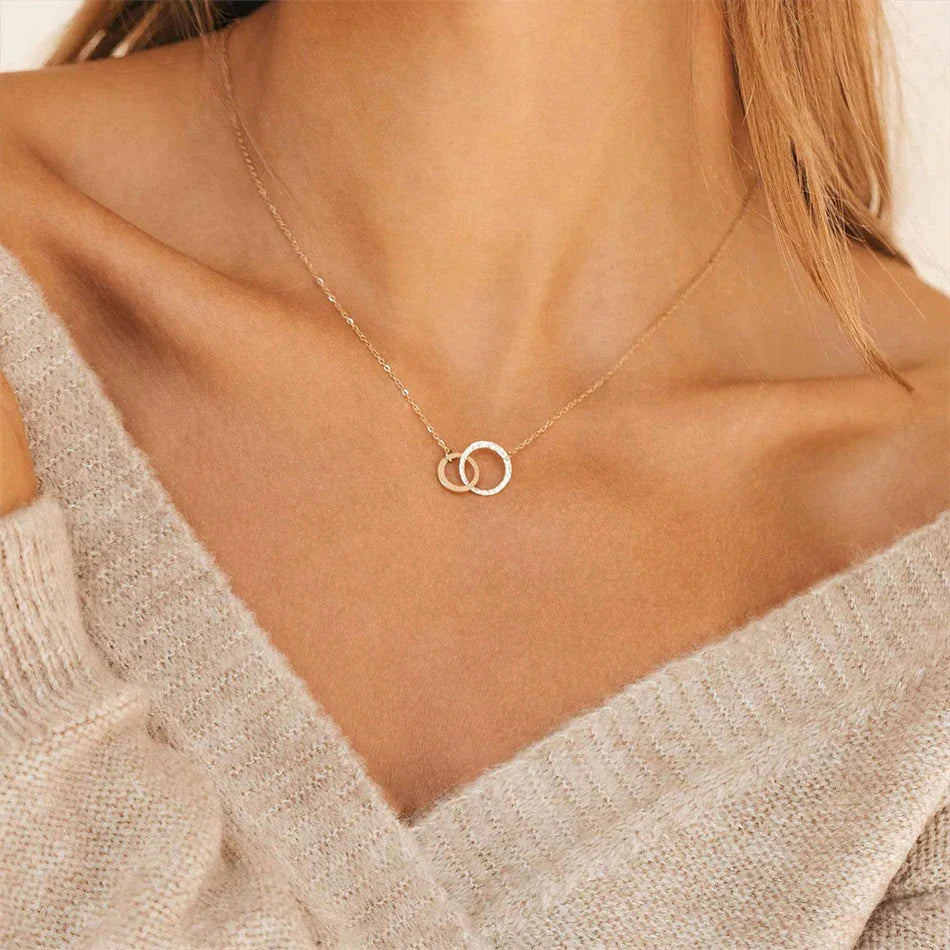 Eternal Circle - Gold Hoop Necklace