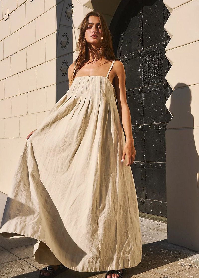 Solenne – Flowy Linen-Cotton Maxi Dress with Spaghetti Straps