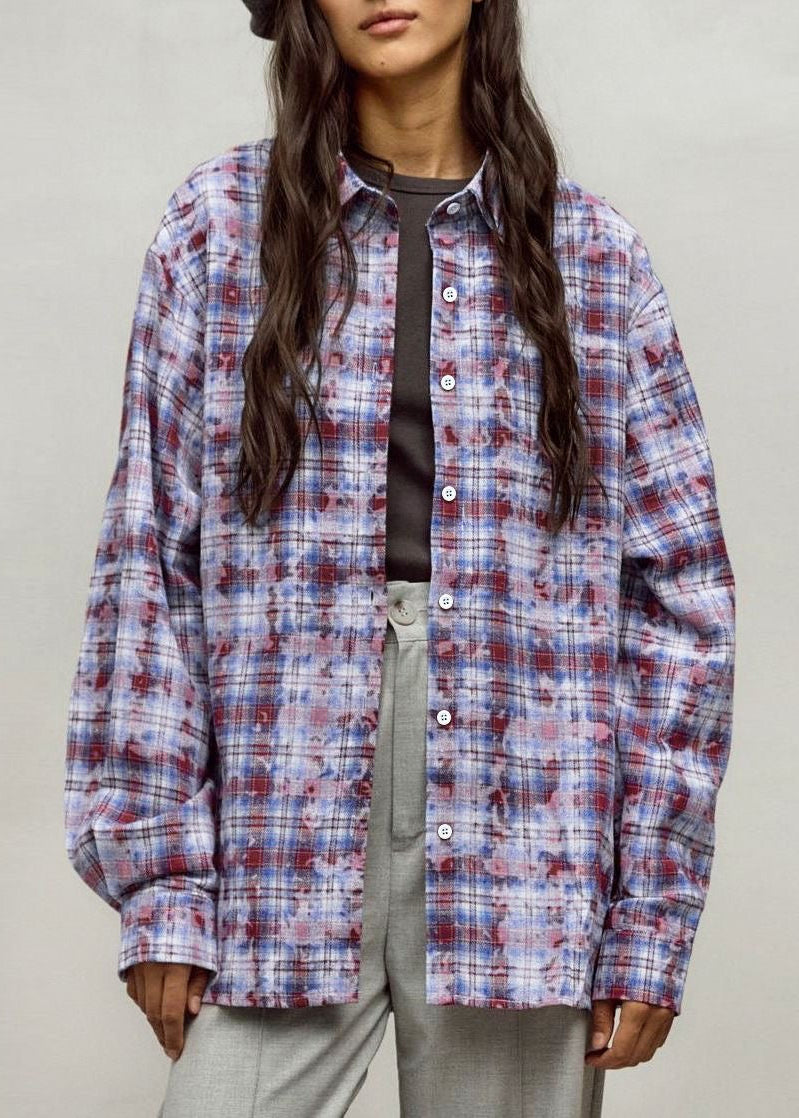 Oversized Blue Plaid Button-Up Shirt with Long Sleeves