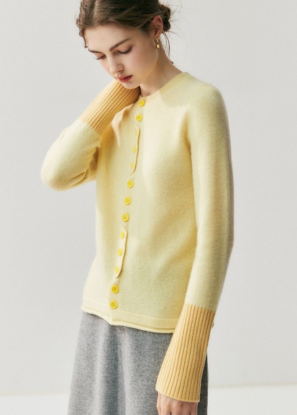 Contrast Cuff Knit Cardigan with Button Front