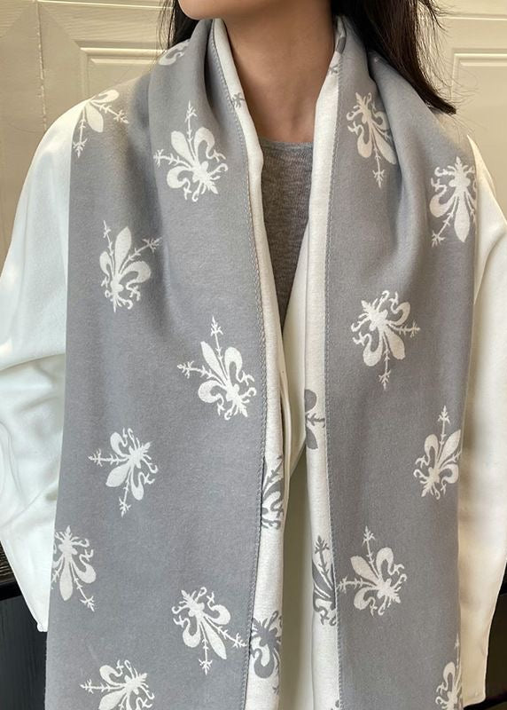 Reversible Fleur-de-Lis Print Scarf with Fringe Trim