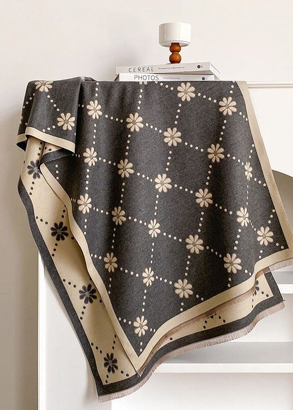 Reversible Daisy Print Fringe Scarf in Olive Green and Ivory