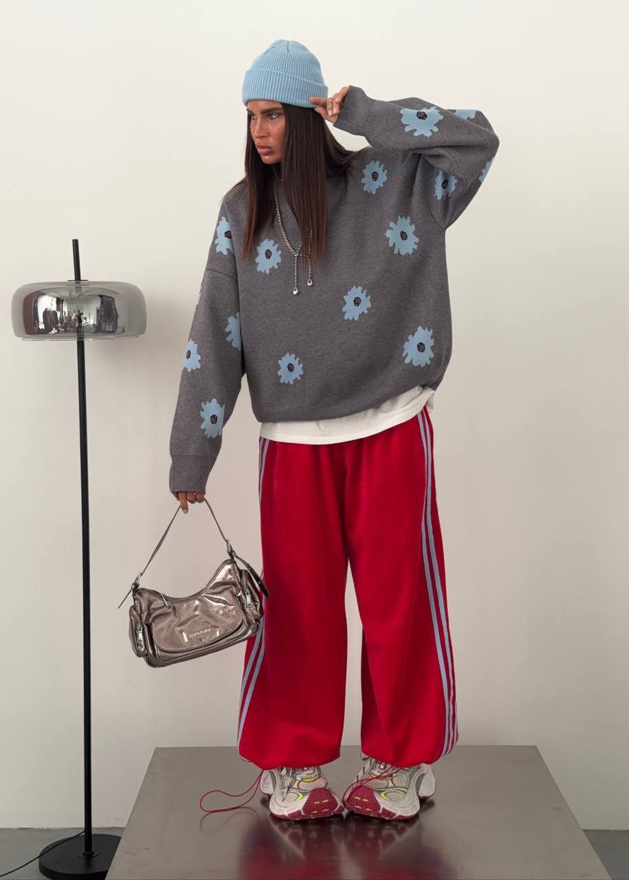 Floral Crew Neck Knit Sweater with Relaxed Fit