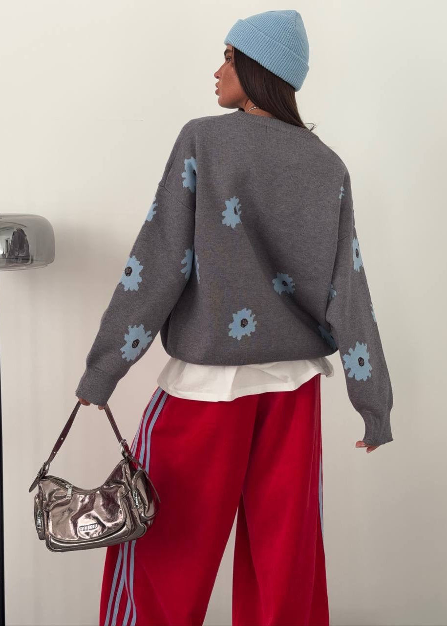 Floral Crew Neck Knit Sweater with Relaxed Fit