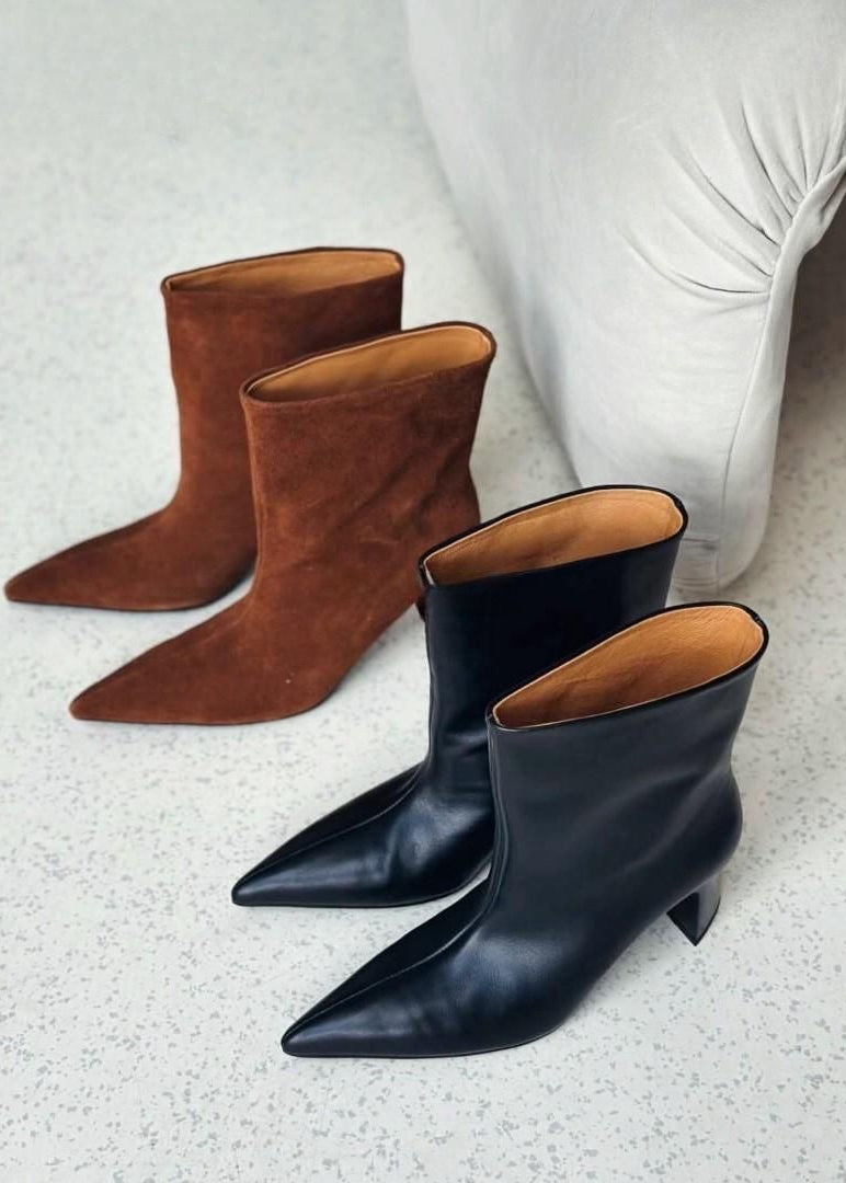 Black Pointed-Toe Ankle Boots with Sculpted Block Heel