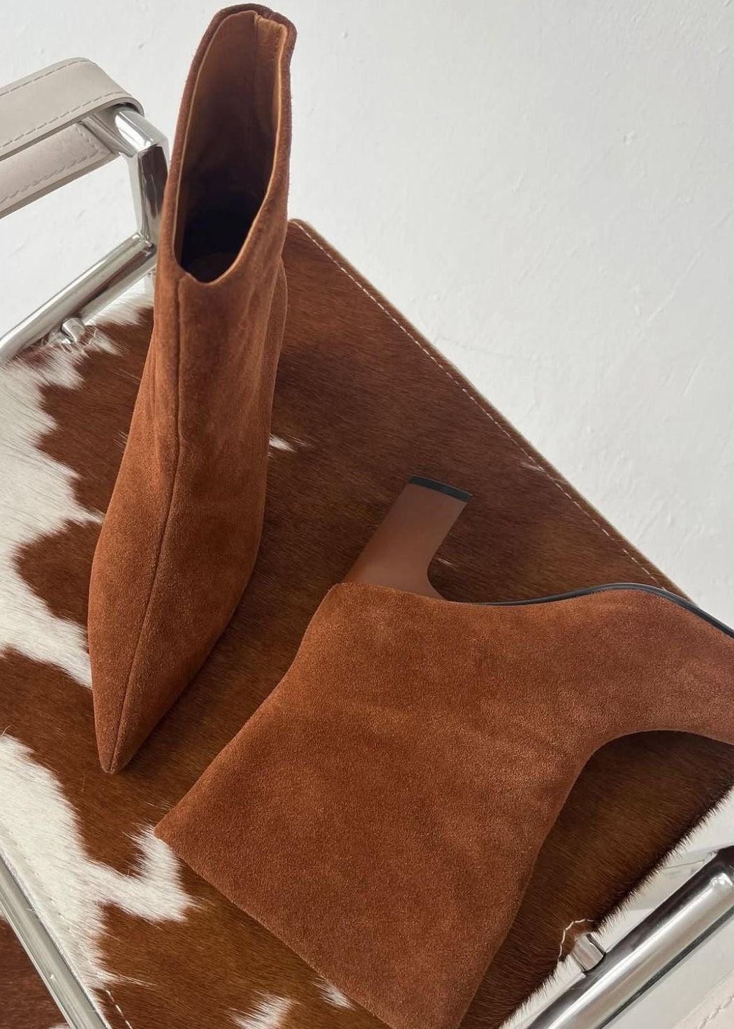 Black Pointed-Toe Ankle Boots with Sculpted Block Heel