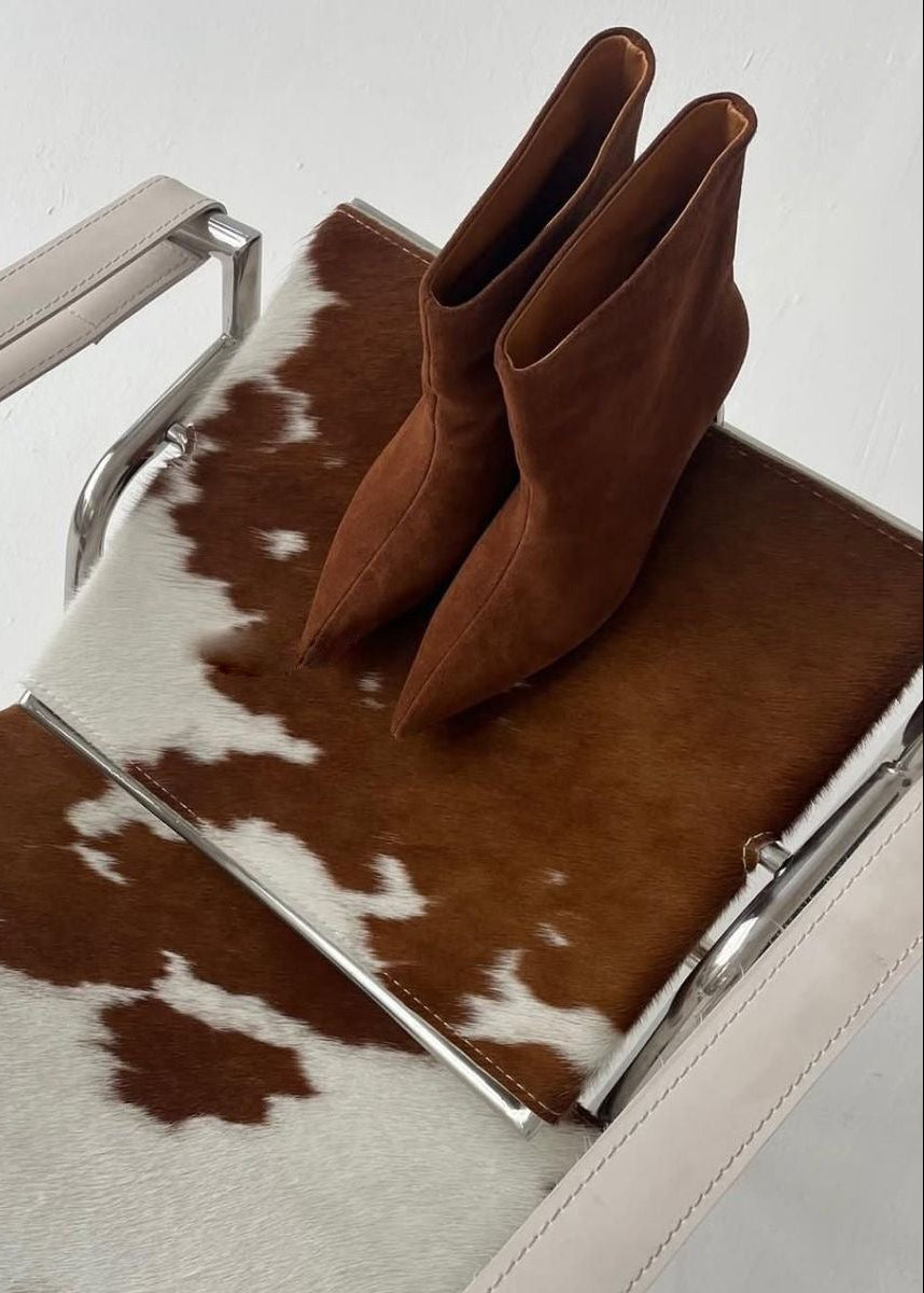 Black Pointed-Toe Ankle Boots with Sculpted Block Heel