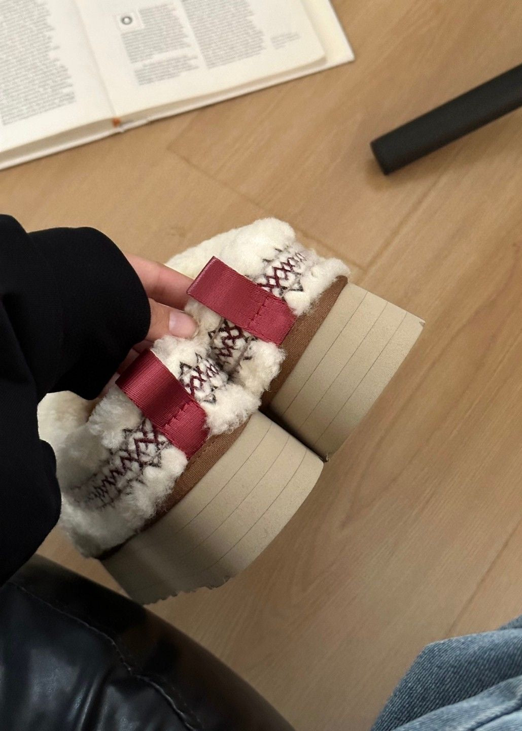 Teddy Fleece Platform Slippers with Contrast Stitching