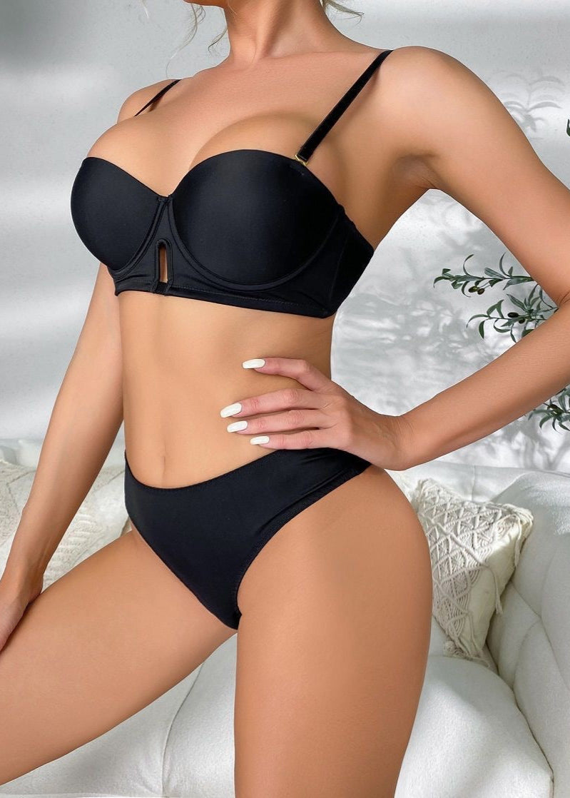Padded Underwire Lingerie Set – Push Up Bra and Matching Panties