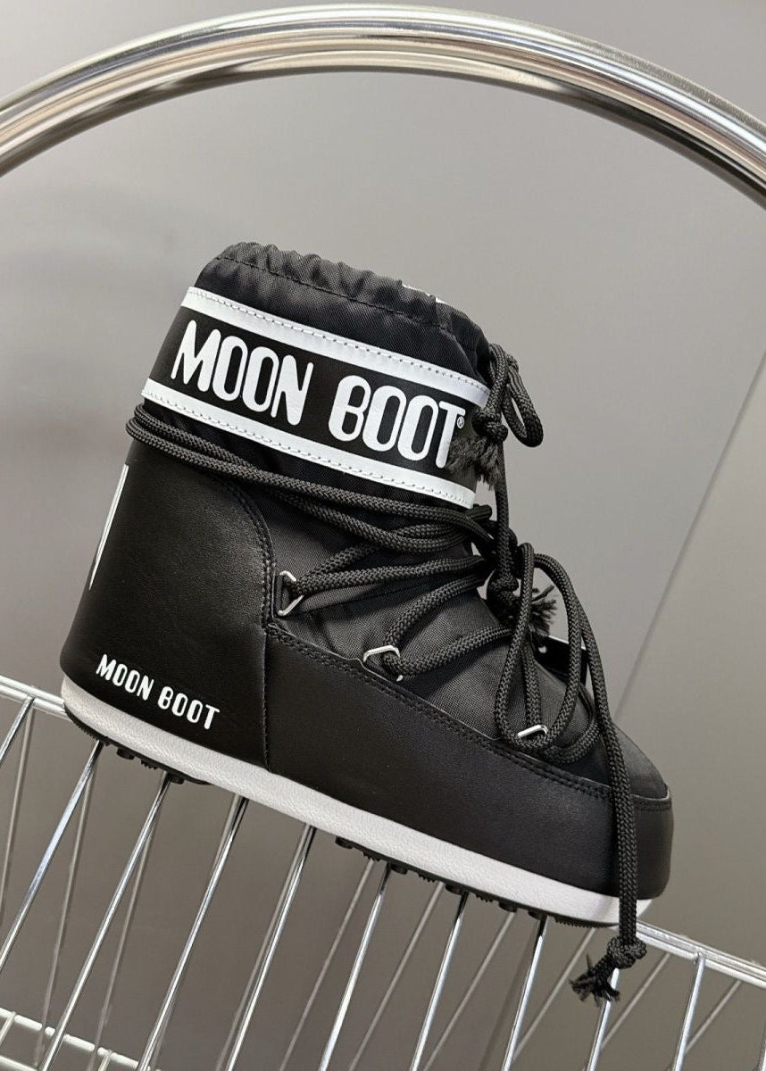 Lace-Up Platform Snow Boots with Padded Ankle Cuff