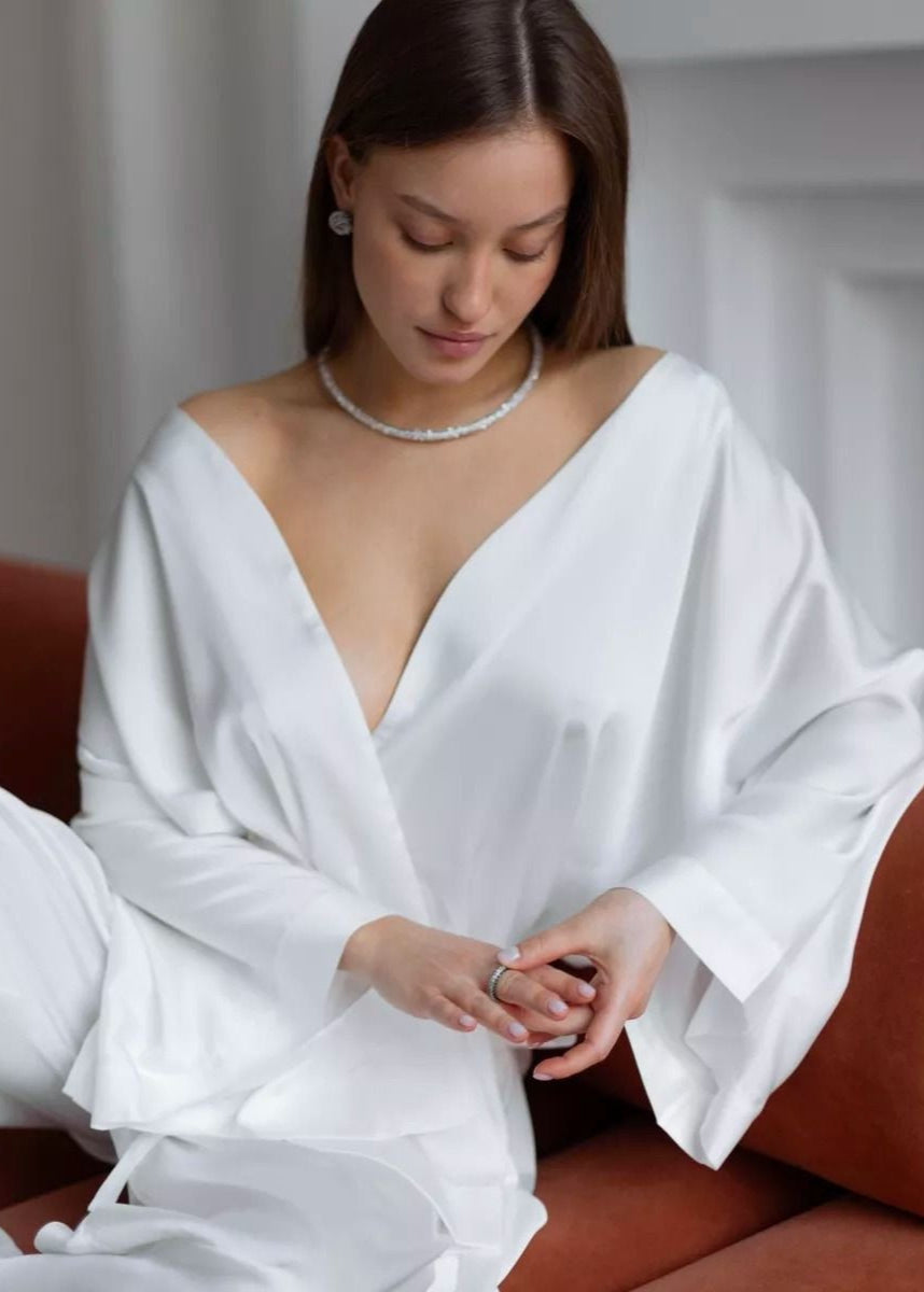 White Kimono Lounge Two-Piece Set – Wrap Top & Wide-Leg Pants
