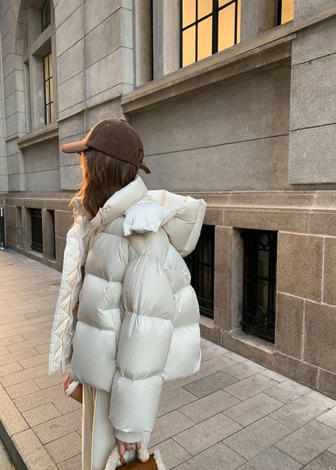 Chaqueta acolchada extragrande Lyra – Abrigo de invierno cálido con capucha en marfil