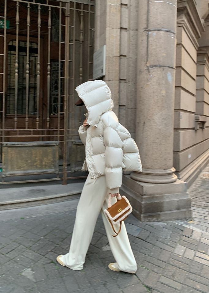 Chaqueta acolchada extragrande Lyra – Abrigo de invierno cálido con capucha en marfil