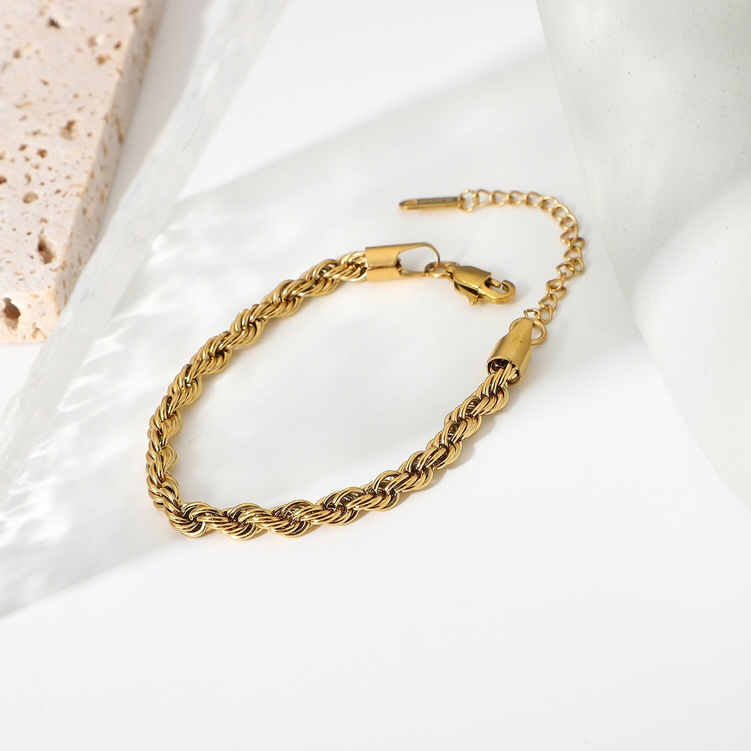 Isla Twisted Gold Rope Bracelet