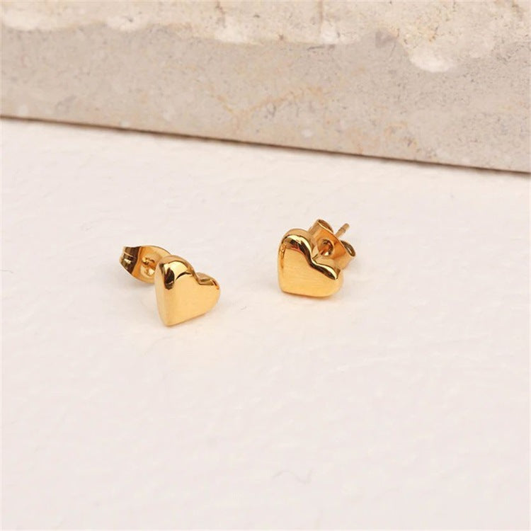 Mila Heart - Gold Stud Earrings