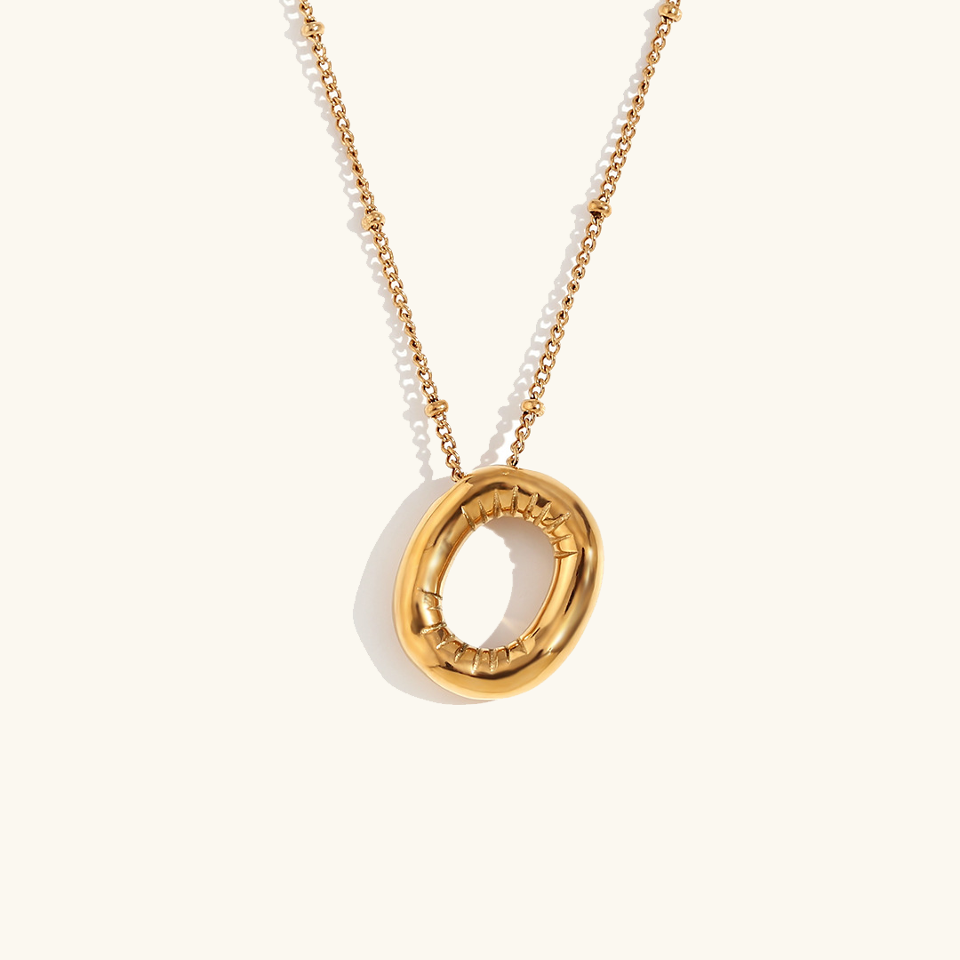 Lettre aérienne - Collier avec initiale en or