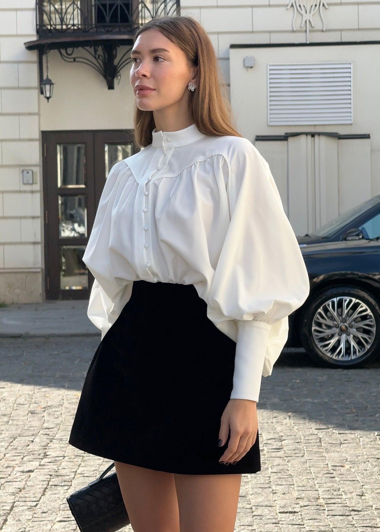 Regal Poise - Balloon Sleeve Blouse