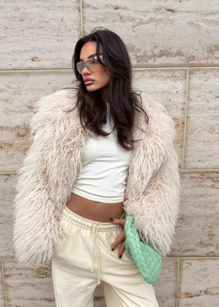 Chaqueta de piel sintética Celeste Shaggy – Abrigo exterior texturizado crema llamativo