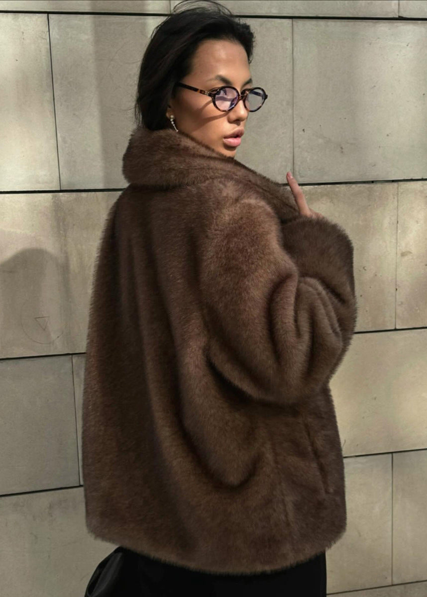 Abrigo de piel sintética Mila Mocha – Chaqueta de invierno suave y extragrande