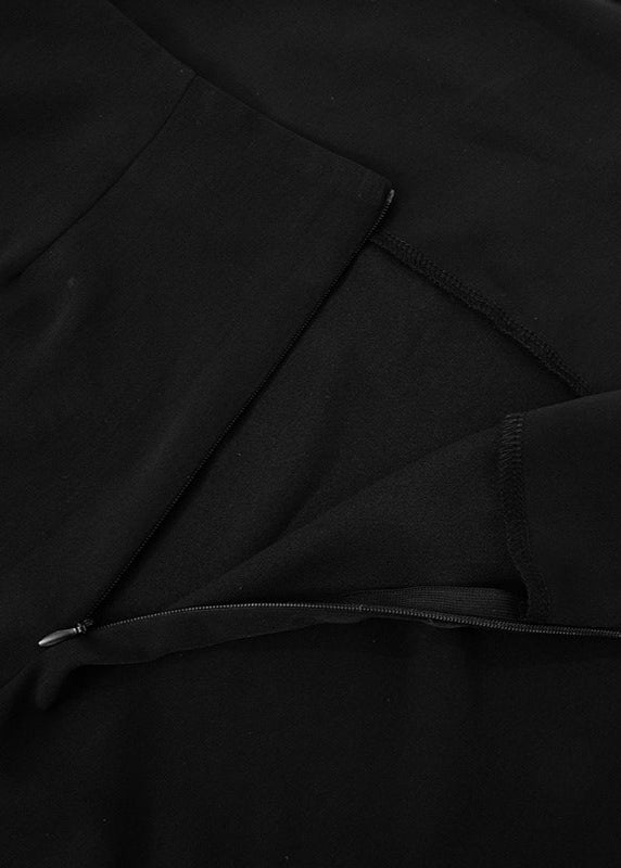 Robe à découpes élégante monochrome