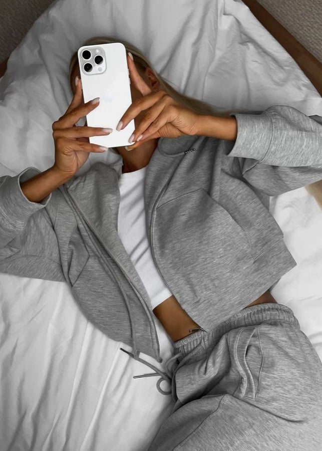 Charcoal Zip-Up Hoodie and Wide-Leg Pants Set – Cozy Two-Piece Loungewear