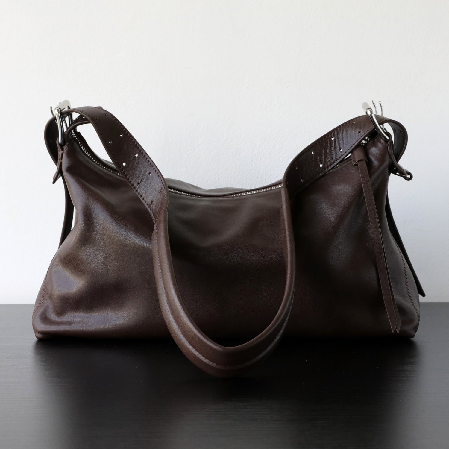 Lydia - Classic Brown Leather Shoulder Bag