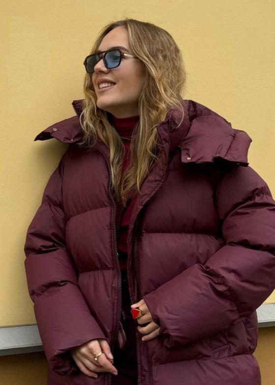 Hooded Burgundy Puffer Jacket - Luxe Winter Comfort