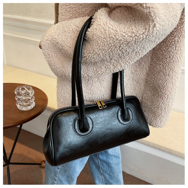 Structured Vintage Shoulder Bag