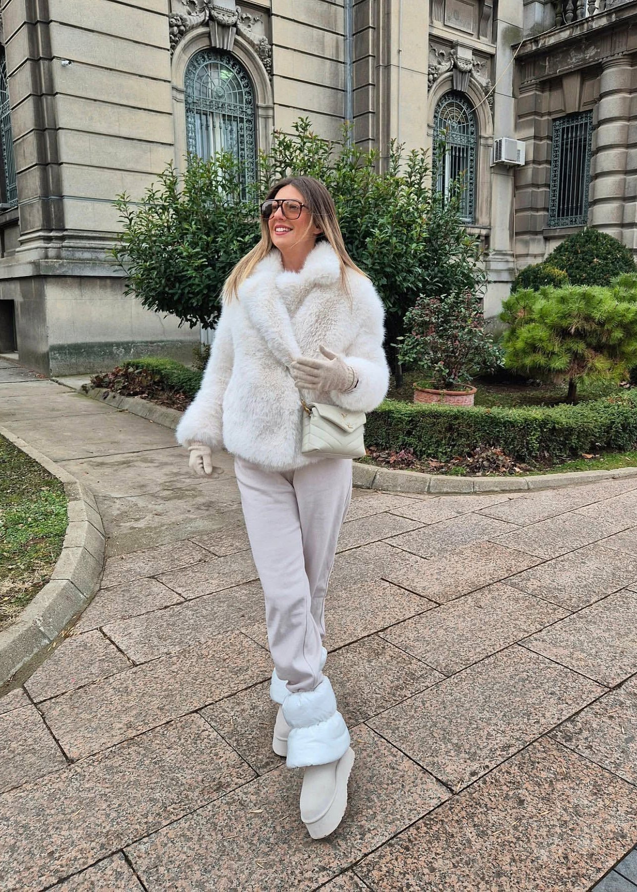 Abrigo de piel sintética Vienna Luxe – Chaqueta corta suave de invierno