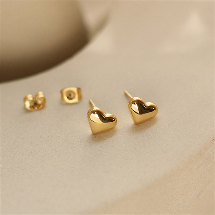 Mila Heart - Gold Stud Earrings