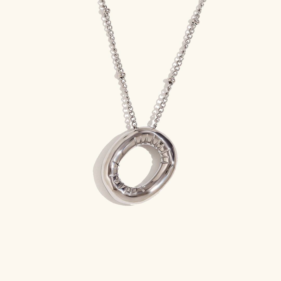 Lettre aérienne - Collier avec initiale en or