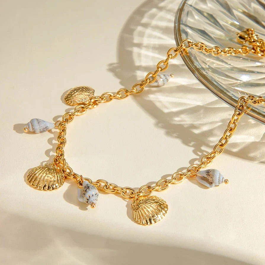 Oceana Seashell Gold Necklace