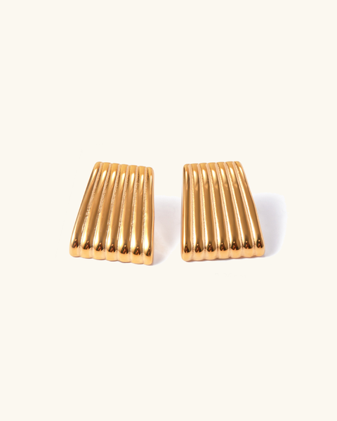 Ribbed Bold Hoops