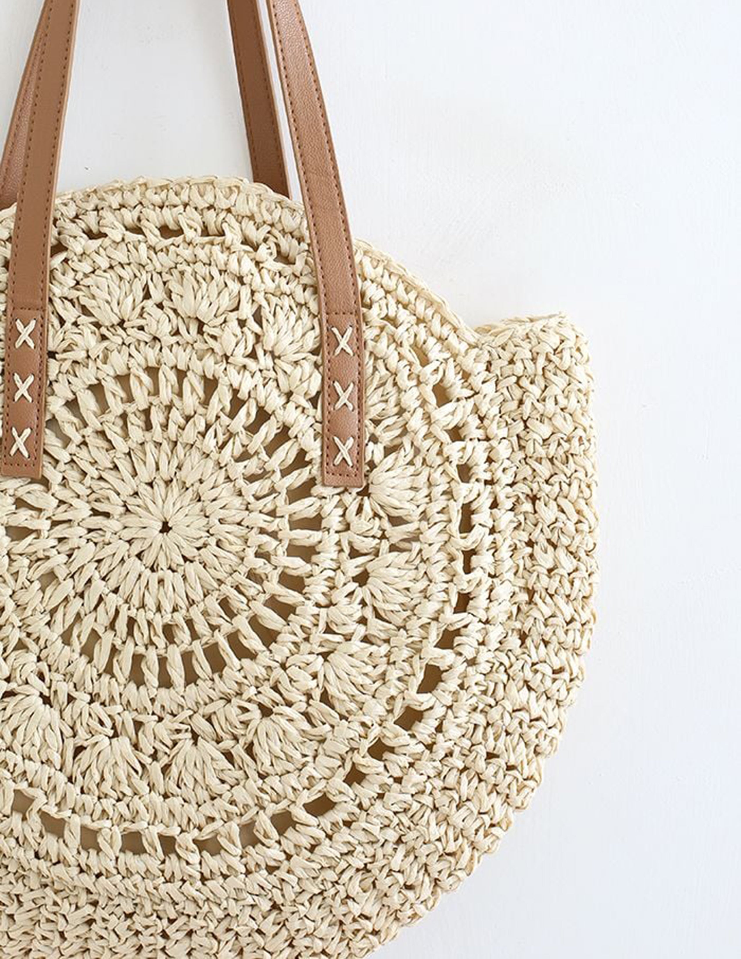 Round-Straw Tote Bag