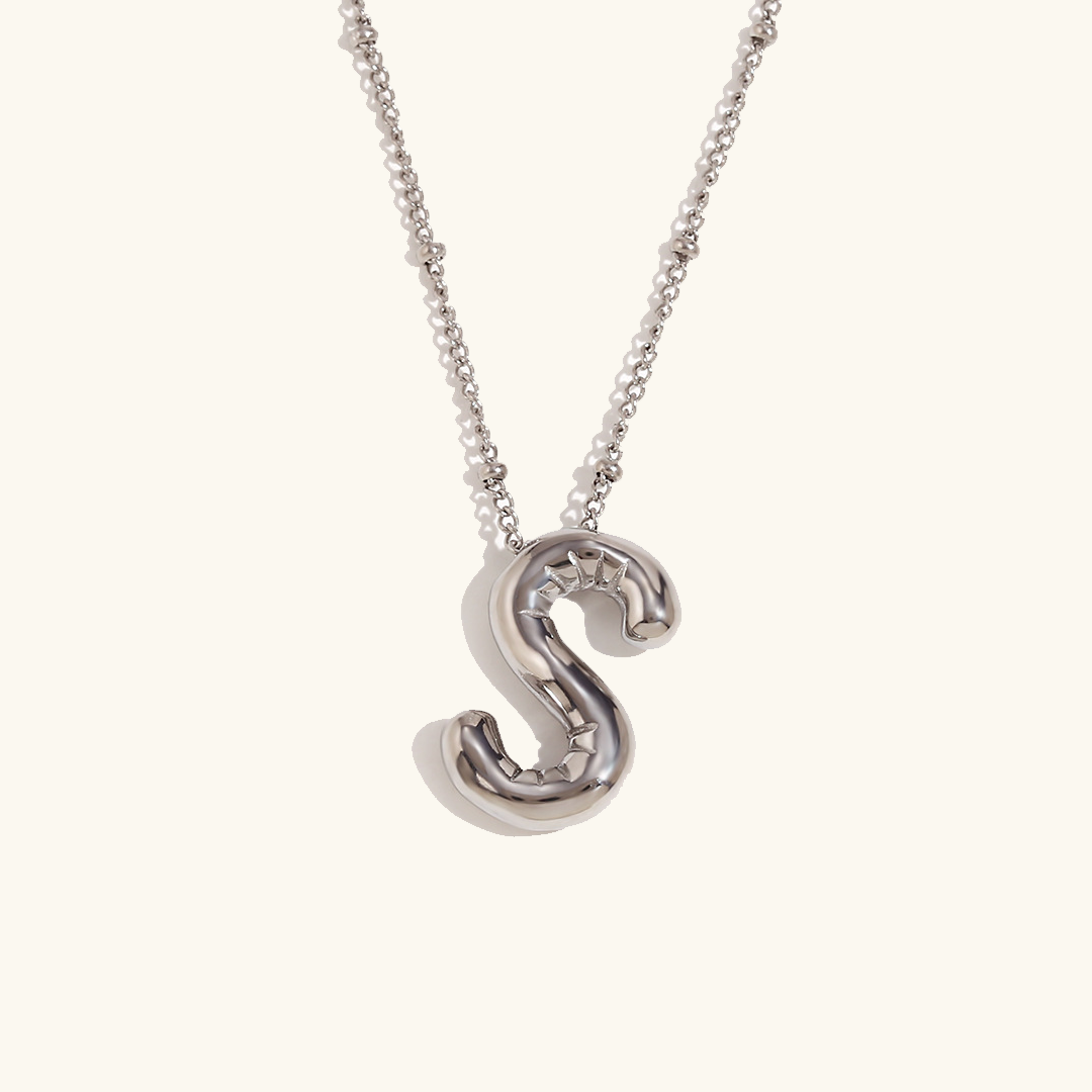 Lettre aérienne - Collier avec initiale en or