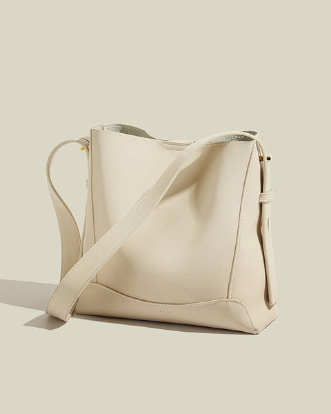 Versatile-Commuter Bucket Bag