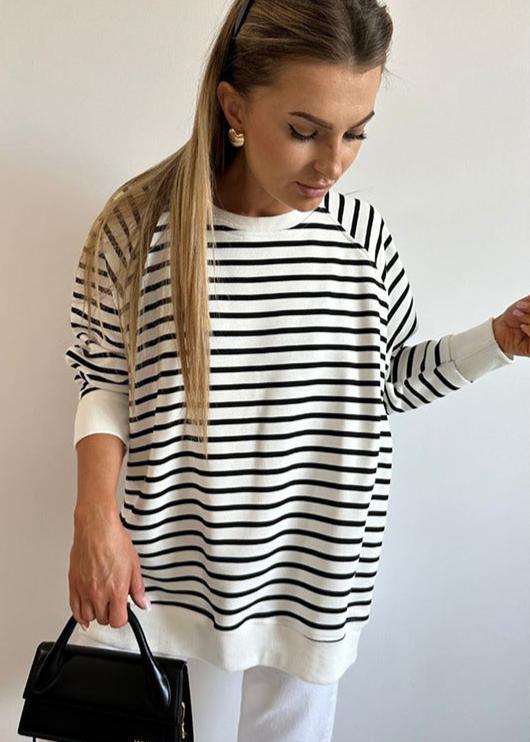 Chic Striped Round Neck Pullover Sweater for Women