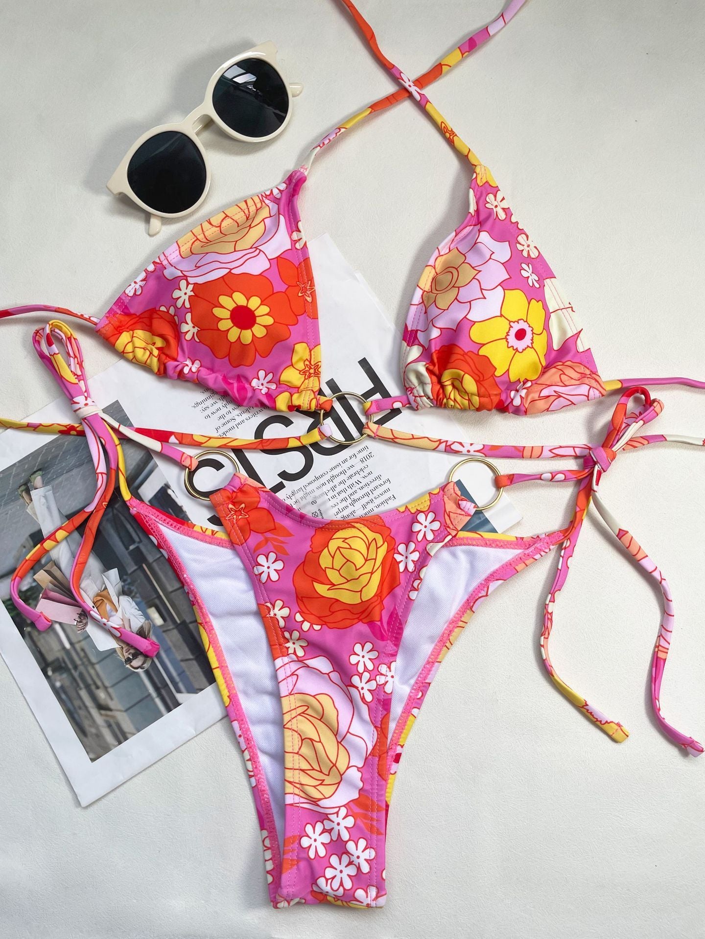 Ensemble de bikini imprimé à lacets Nova