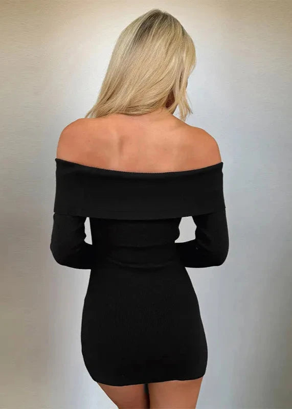 Slim-Fit Off-Shoulder Knitted Long-Sleeved Dress