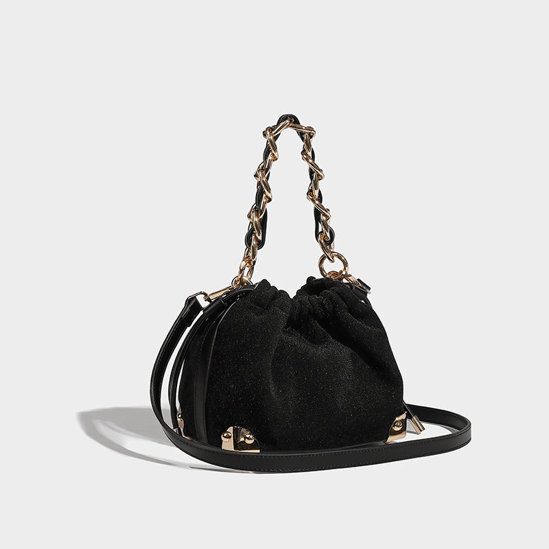 Chic-Chain Velvet Crossbody Bag - VibeSoothe