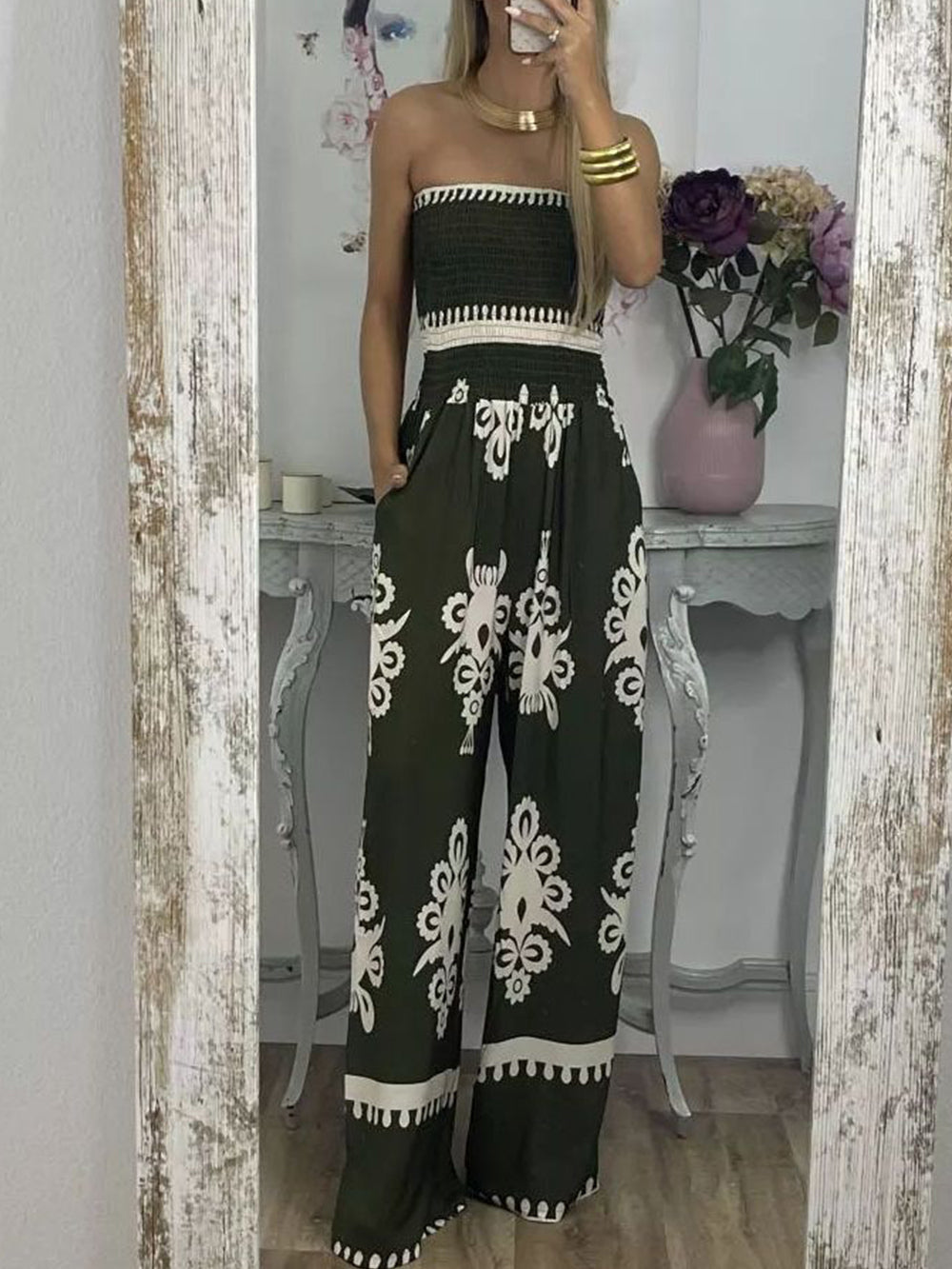 Chic-Print Jumpsuit - VibeSoothe