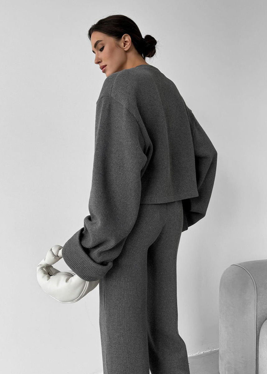 Avery Knit Lounge Set – Zip-Up Jacket and Wide-Leg Pants