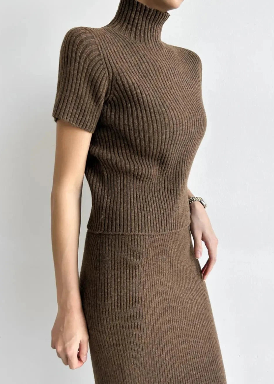 Minimalist Mock Neck Knit Skirt Set