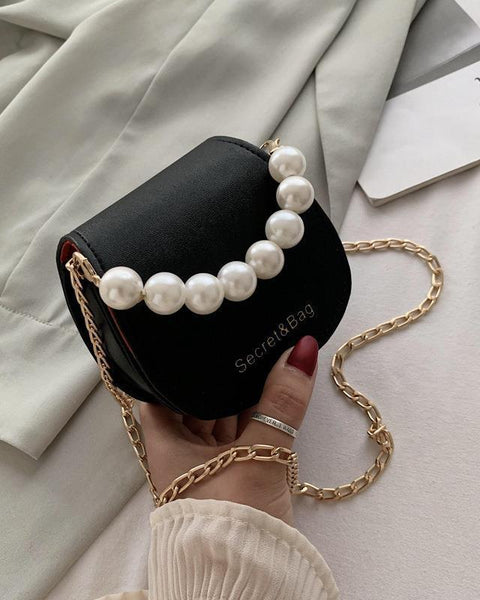 Pearl-Elegance Crossbody Bag